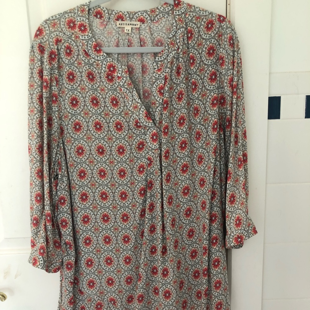 Artisan NY flower design tunic